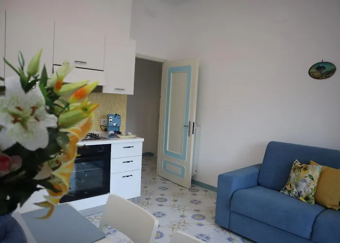 Mary\'S Apartment